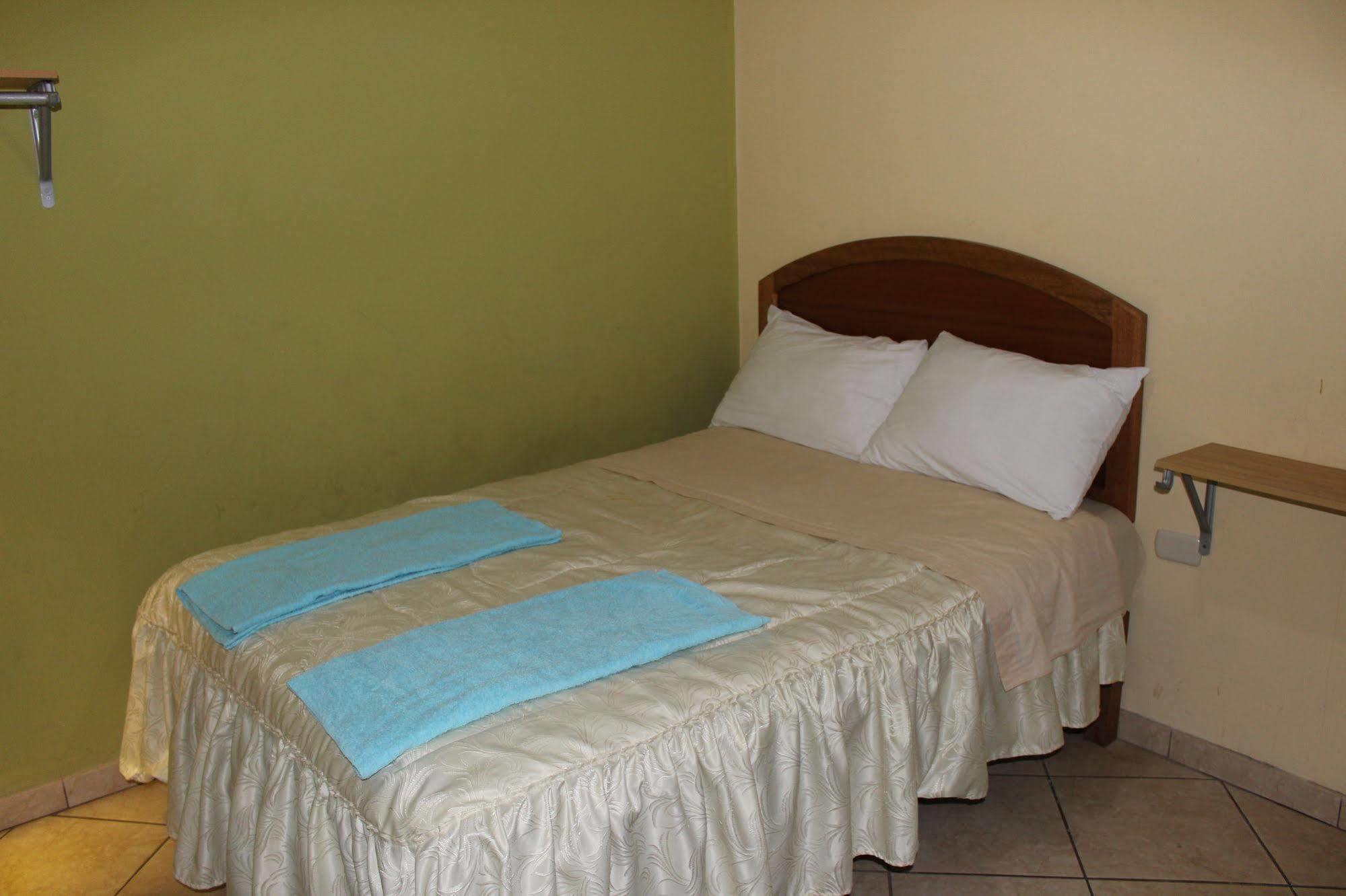 Posada De Percybal Lago Inn Puno Exteriér fotografie